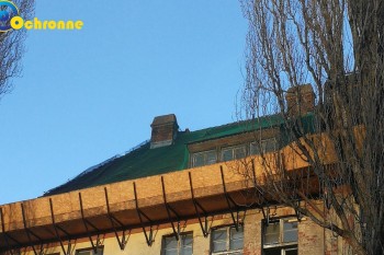 Siatki Dęblin - Najmocniejsze zabezpieczenie budowlane na stare spadające dachówki dla terenów Dęblina